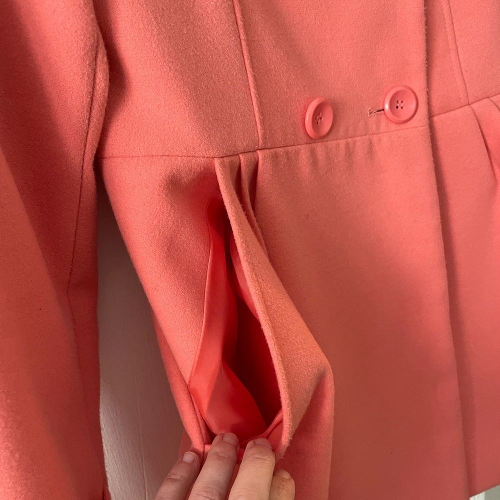 Coat - Picture 4 of 5